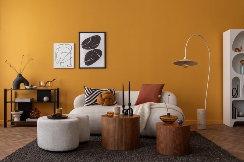 vintage-inspired-bedroom-decor