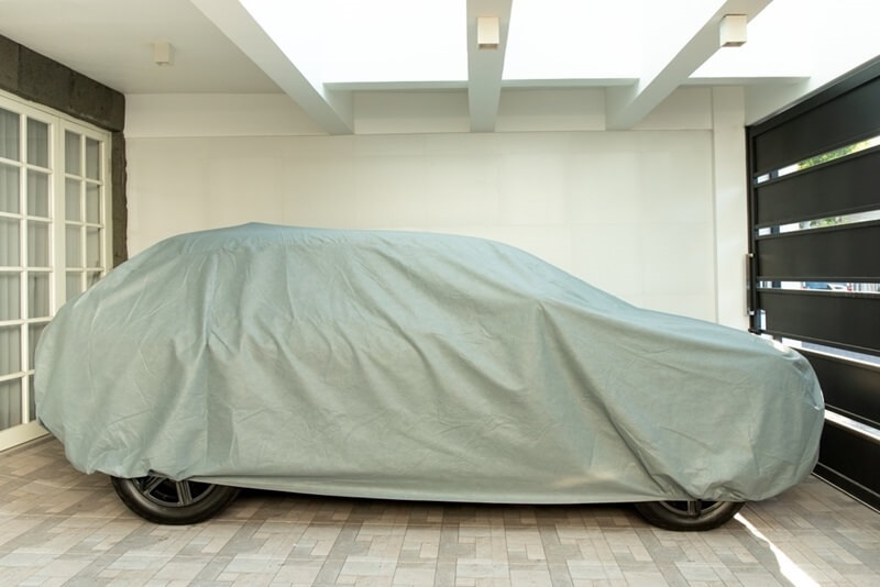 water-resistant-car-covers