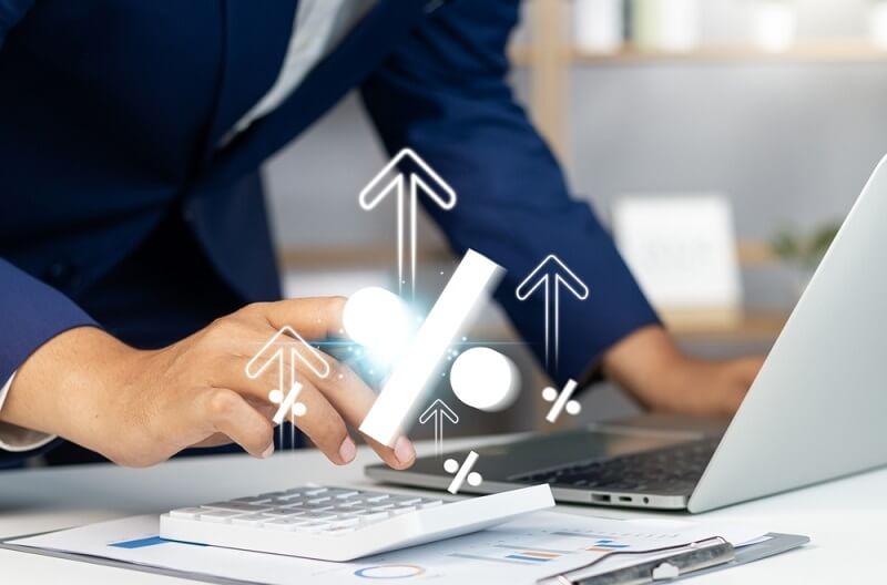 man checking interest rate of yield account