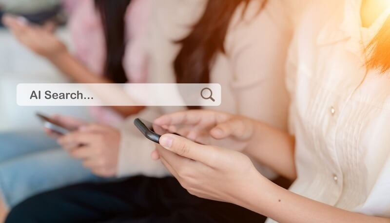 woman searching with help of AI search