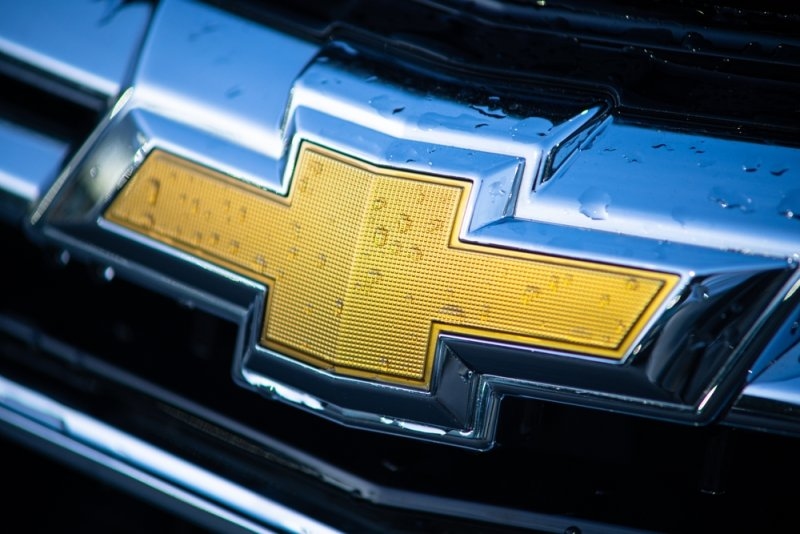  Chevrolet Bowtie Emblem Logo
