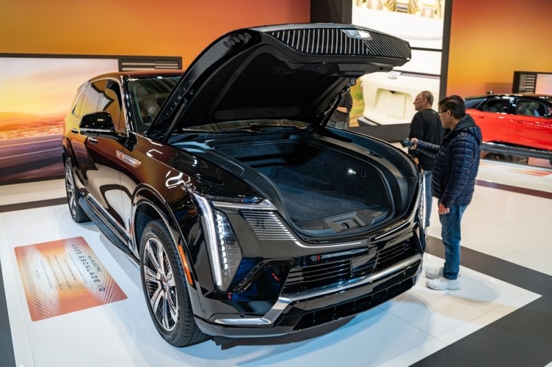 2026 Cadillac Escalade IQL