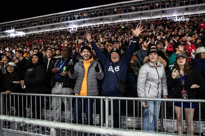 crowd in the right spot at grand prix