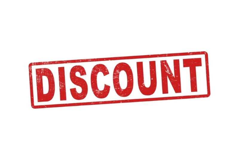 Text discount in red color