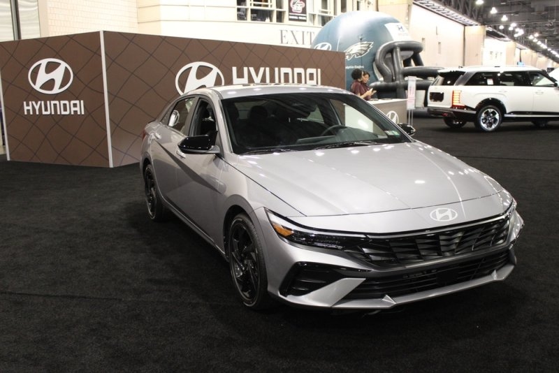 Hyundai Elantra in display