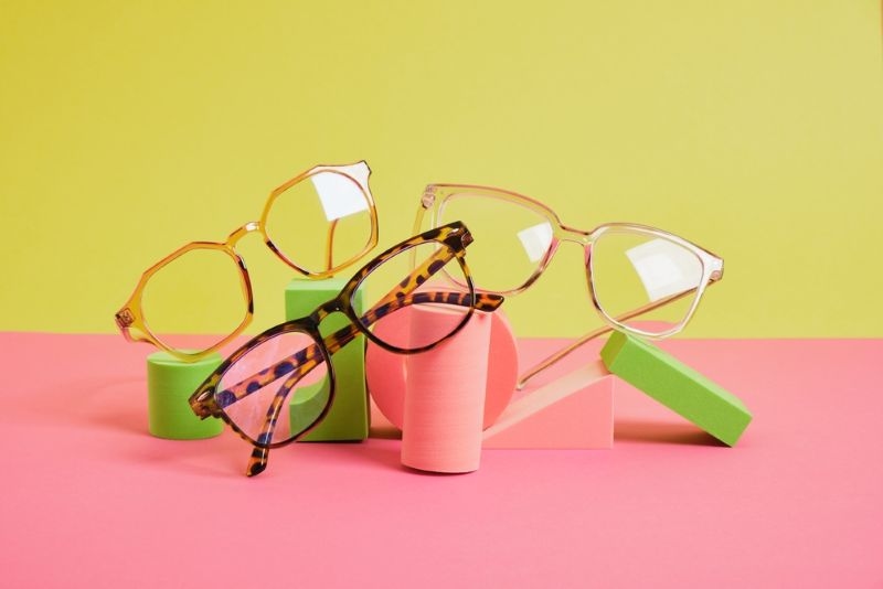 How to Choose Eyewear for All Face Shapes Like a Style Pro?