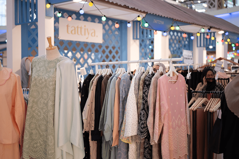  festival outfit ideas, summer festival clothing, music festival style, outdoor event fashion, festival accessories