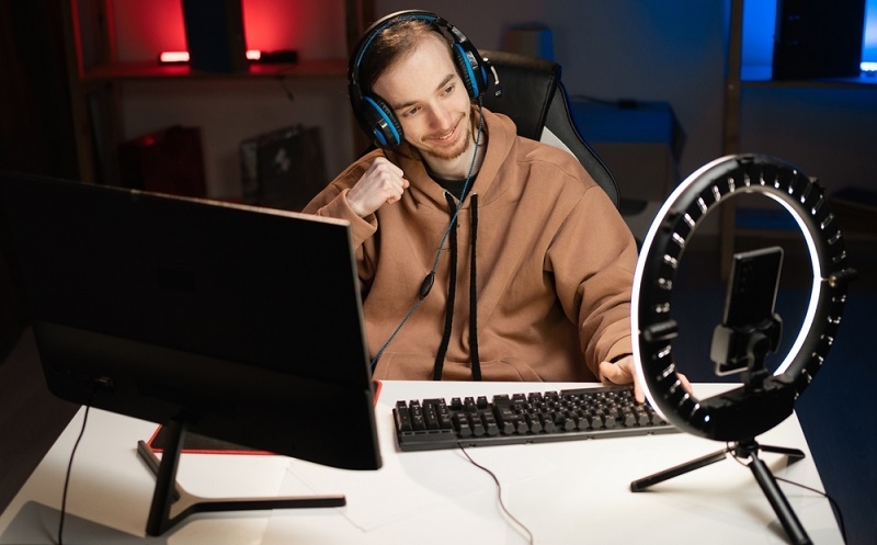Gaming Influencer
