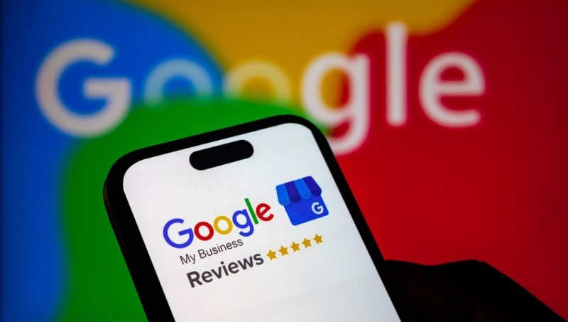 Google reviews application logo on phone screen 