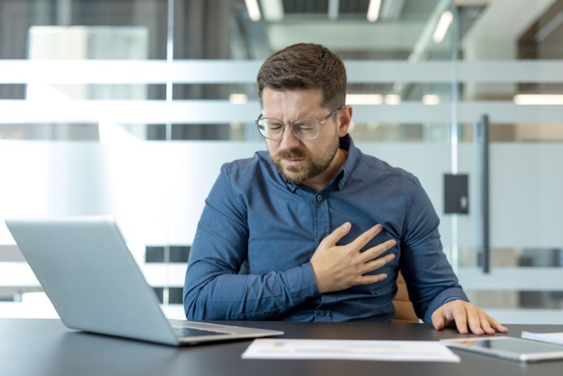 heart attack symptoms