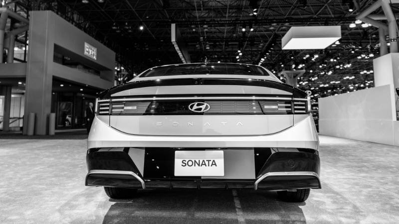 Hyundai Sonata car at New York International Auto Show, back view.
