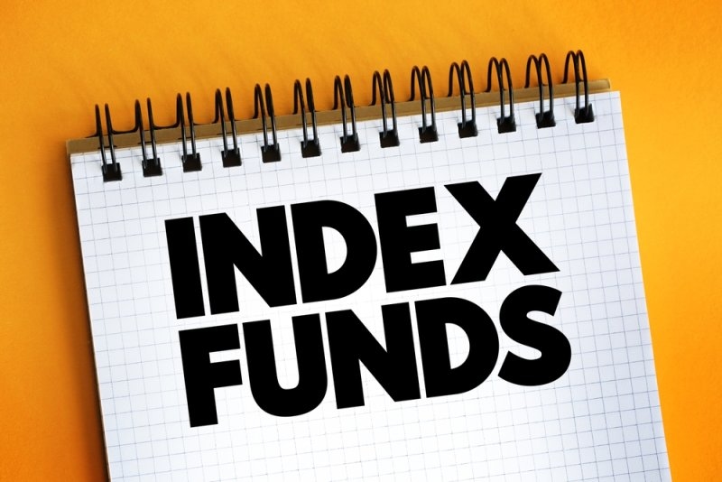 Text Index funds printed on a notepad