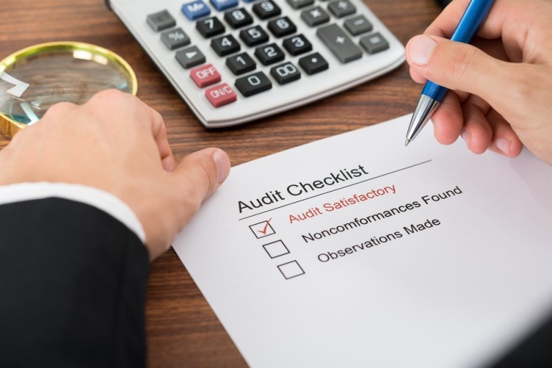 Information security compliance checklist used to identify control gaps and track corrective actions.