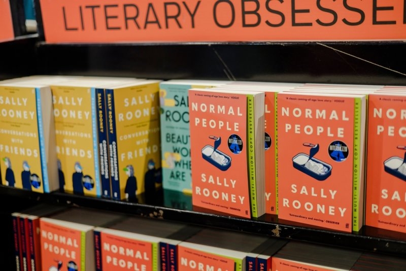 Best literary romance books