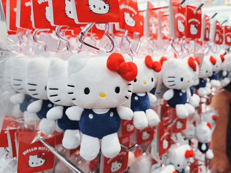 Japan etiquette Osaka, Osaka travel manners, cultural rules in Osaka, Osaka customs guide, Japan etiquette tips