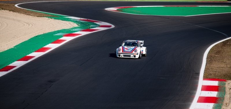 70s cars Porsche 934 classic on track
