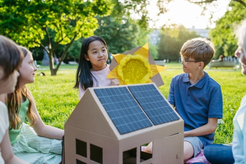 Children learning about renewable energy and solar panels