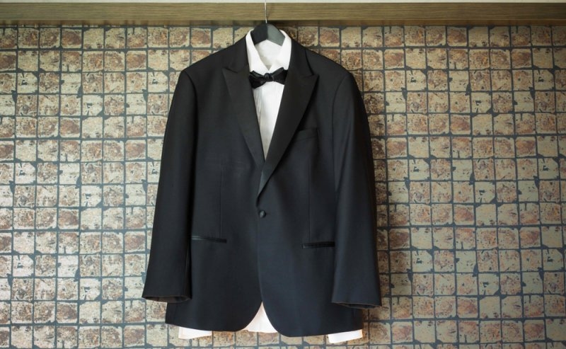 suit vs tuxedo