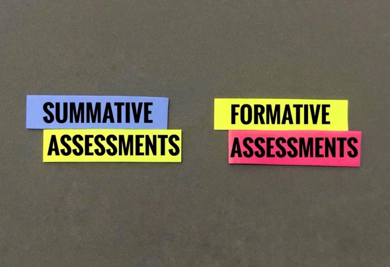 Summative Assessment vs Formative Assessment