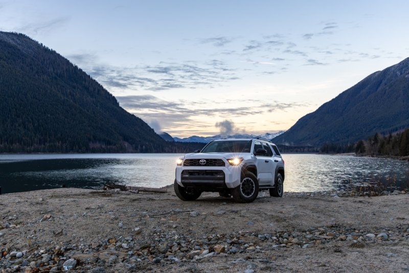 Toyota 4Runner vs Honda Passport