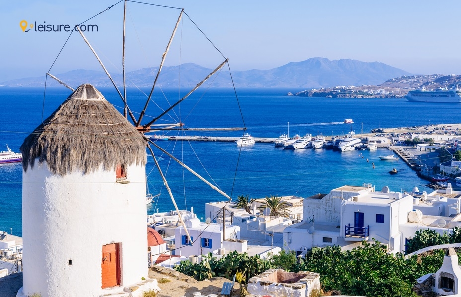 Mykonos Biennale: Greek Islands