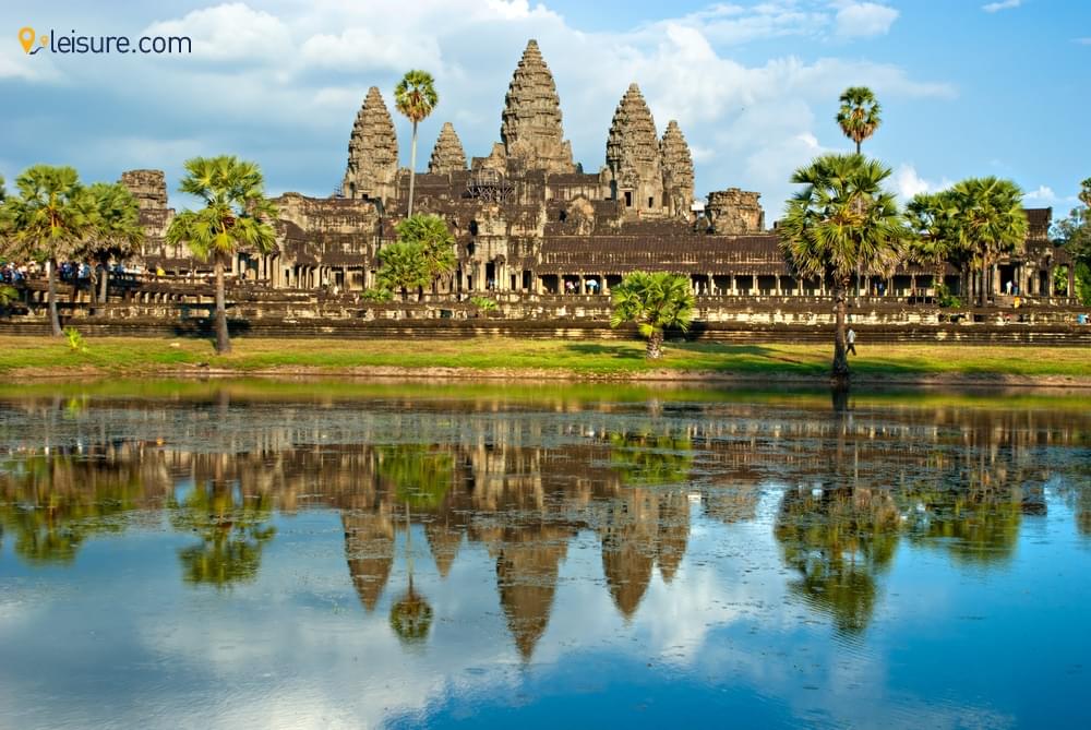 Magical Sunrise and Sunset at Angkor Wavvt